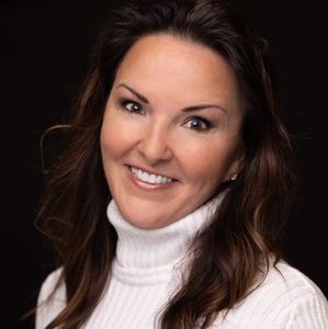 Meet your Posher, Denise